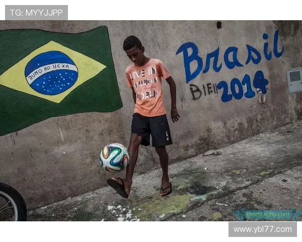 足球文化的全球传播与影响力：从世界杯到街头足球的跨越式发展