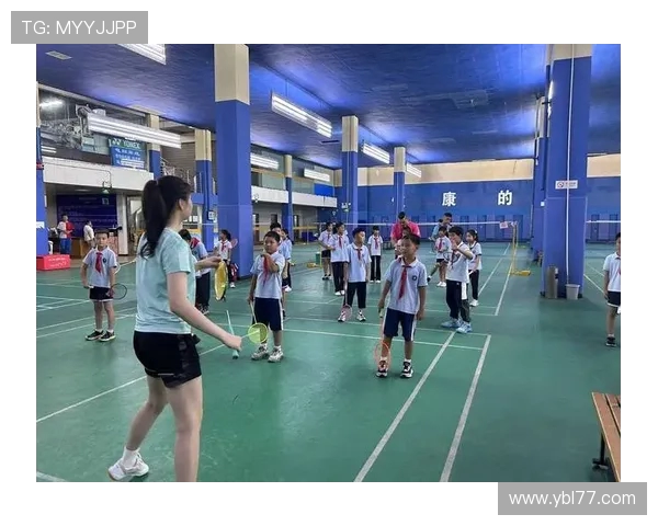 杭州羽毛球队意识变革引发热议助力运动发展与团队凝聚力提升