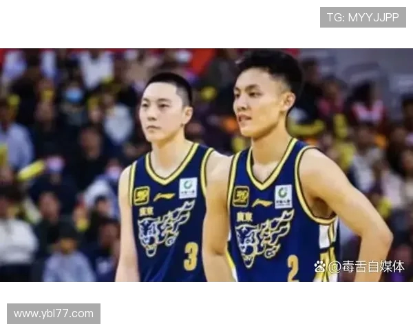 2011年CBA季后赛广东队与广厦队激战回顾与精彩瞬间分析